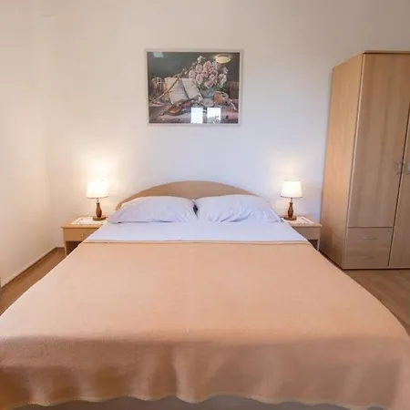 Apartmani Nedjeljko Cunski Exterior photo